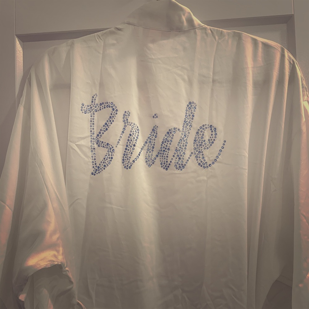 VS Bride robe - never worn